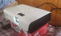 日本纯进口爱普生投影机投影仪低价转让